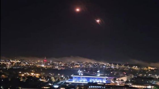 بالفيديو: فشل الدفاعات الجويه الاسرائيليه التصدي للصواريخ الايرانيه واصابتها لاهدافها بشكل مباشر
