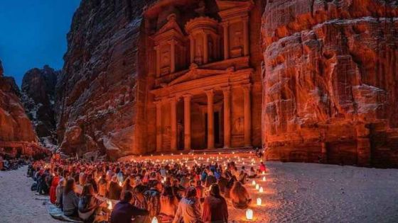 مؤثرون هنود يزورون البترا ضمن حملة اكتشف الأردن