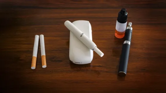 تخفيض الضريبة الخاصة على السجائر الإلكترونية ومنتجات تسخين التبغ