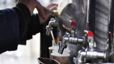 القبض على شخصين متهمين بسرقة محال لبيع القهوة