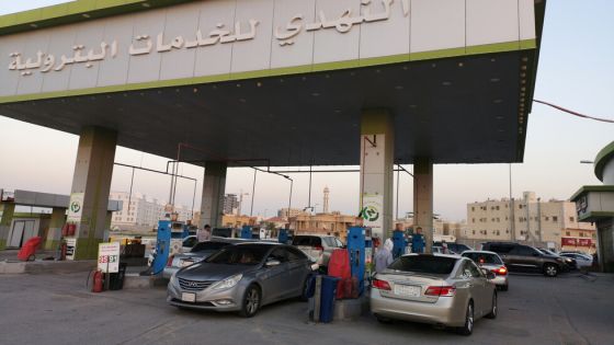 أزمة بنزين في منطقة بالسعودية.. والجهات المعنية تنجح في احتوائها