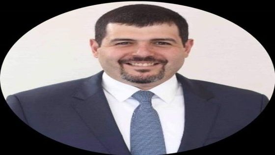 كيف ردّ الأردنيون على توضيح الحكومة لتعيين زيد فايز الطراونة
