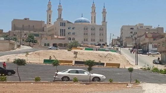 تجهيز موقف للسيارات قرب مسجد سحاب الكبير