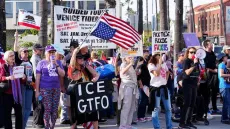 الآلاف يتظاهرون في أميركا احتجاجا على سياسات ترامب في مجال الهجرة