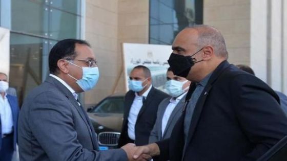 رئيس الوزراء بشر الخصاونة يصل إلى القاهرة