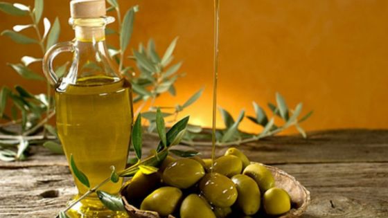 اتحاد المزارعين يطمئن المواطنين: الزيت موجود وبجودة عالية