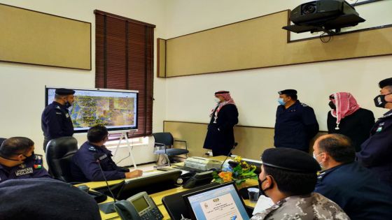رئيس الوزراء في مديرية الأمن العام لتفقد الإجراءات