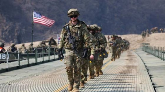 نيويورك تايمز : عدد القوات الأمريكية بالشرق الأوسط وصل إلى 50 ألف فرد