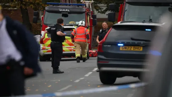 قتيلان وجرحى في حادث دعس وطعن قرب كنيس يهودي بمانشستر
