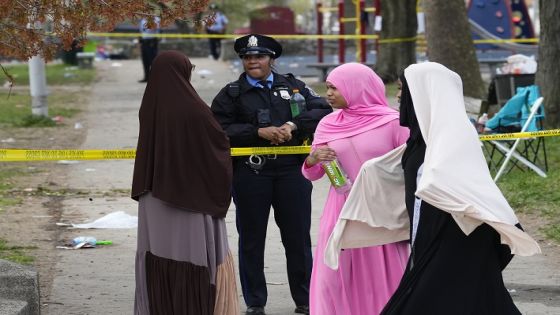 إصابتان في إطلاق نار على مسلمين أثناء احتفالهم بالعيد في أمريكا