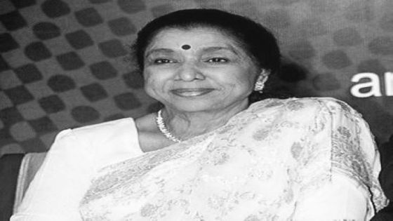 وفاة أيقونة بوليوود المطربة الهندية آشا تاي