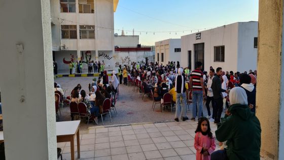 رمضان الخير مع شبابنا غير تنظيم افطاراً لـ 370 طالب في ثانوية بنات وادي السير