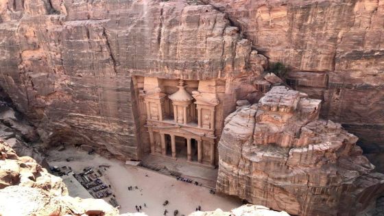 تراجع حاد في زوار البترا الأجانب ونسب الغاء حجوزات فنادقها 95%