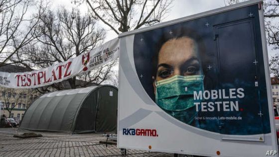 View of a temporary testing center in Berlin's Wedding district on March 7, 2021, amid the Coronavirus (Covid-19) pandemic. - The German government has decided on March 5, that every person in Germany will be entitled to a weekly rapid test, either from a test center, medical practice, or place of work, administered by trained personnel. (Photo by John MACDOUGALL / AFP)