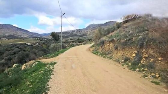 مزارعون يطالبون بإعادة تأهيل طريق الجميما الزراعي