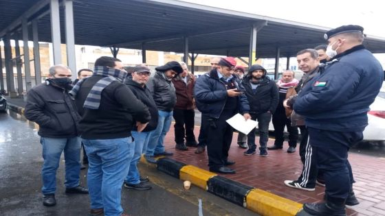اضراب مفتوح لحافلات الكوستر العاملة على خط اربد – عمان
