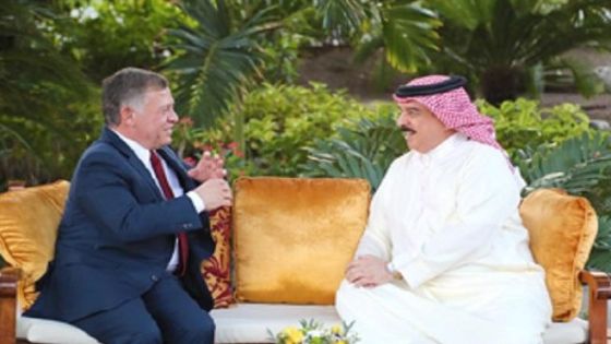 الملك عبدالله يتلقى اتصالا من ملك البحرين