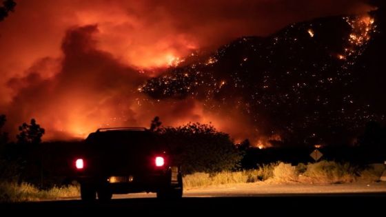 قد تصبح الأسوأ في التاريخ.. الحرائق تلتهم عشرات آلاف الهكتارات في أمريكا وكندا