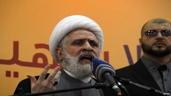 The deputy chief of Lebanon's powerful Shiite militant group Hezbollah, Sheikh Naim Qassem speaks during the funeral of Mustafa Badreddine, a top Hezbollah commander who was killed in an attack in Syria, at the martyrs' cemetery in the Ghobeiry neighbourhood of southern Beirut on May 13, 2016. - Hezbollah announced that Badreddine had been killed in an attack in Syria where the Shiite militant group has deployed thousands of fighters in support of the Damascus regime. The group said it was still investigating the cause of the blast near Damascus airport but it did not immediately point the finger at Israel as it did when the commander's predecessor was assassinated in the Syrian capital in 2008. (Photo by STRINGER / AFP)