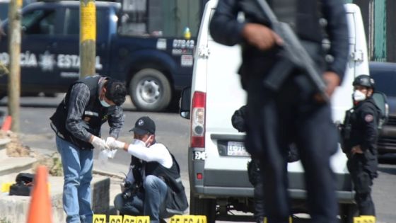 شرطة المكسيك تقتل إمرأة على طريقة فلويد