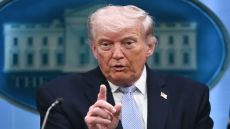 ترامب: أوافق على وقف الضربات ضد إيران لمدة أسبوعين