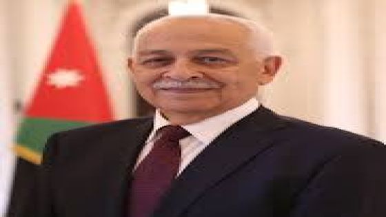 العيسوي ينقل تمنيات الملك وولي العهد للعين والوزير الأسبق الخريشا بالشفاء العاجل