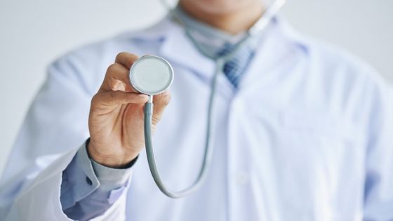 بالأسماء .. وزارة الصحة تطلب 288 طبيباً للتعيين