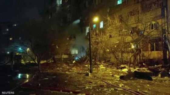 انفجارات عنيفة تشهدها كييف والرئيس الأوكراني: لن نخرج من المدينة