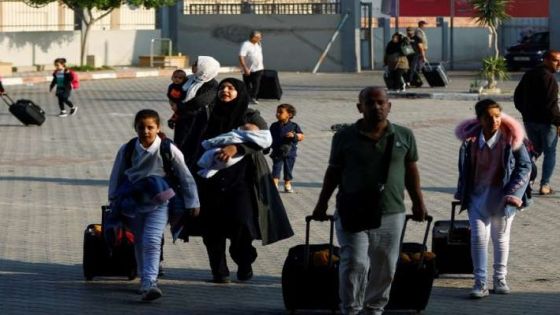 الخارجية: وصول 53 مواطناً تم إجلاؤهم من غزة