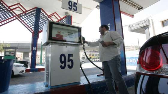 خبير: أسعار البنزين المحلية ستُطابق العالمية في آب