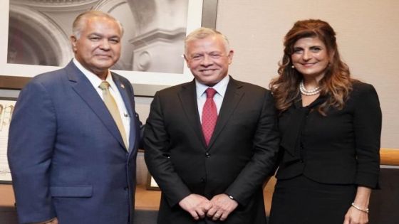 الملك يلتقي الأردني الصايغ عضو مجلس ولاية نيويورك