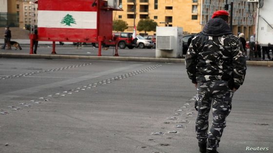 FILE PHOTO: A Lebanese police walks in Beirut, Lebanon March 4, 2021. Picture taken March 4, 2021. REUTERS/Mohamed Azakir/File Photo