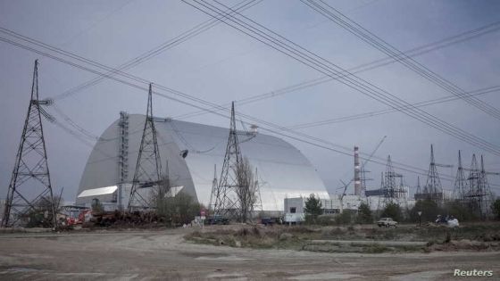 FILE PHOTO: A general view shows the New Safe Confinement (NSC) structure over the old sarcophagus covering the damaged fourth reactor at the Chernobyl nuclear power plant, in Chernobyl, Ukraine, April 5, 2017. REUTERS/Gleb Garanich/File Photo