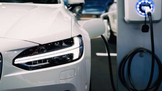 شاهين : أسعار السيارات الكهربائية في الأردن مرشحة للارتفاع بشكل كبير