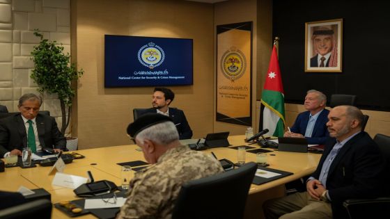 الملك يطلع على جاهزية مركز الأزمات في التعامل مع تبعات التطورات الإقليمية