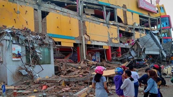 60 قتيلا في زلزال سولاويسي الإندونيسية