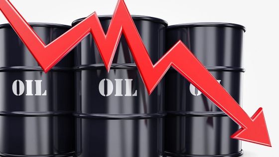 اسعار النفط تنخفض 1.5-2% على اساس شهري