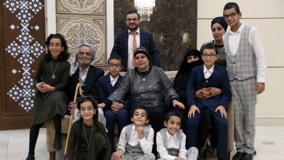 بعد فراق دام 21 عاما.. الإمارات تجمع شمل عائلتين يهوديتين