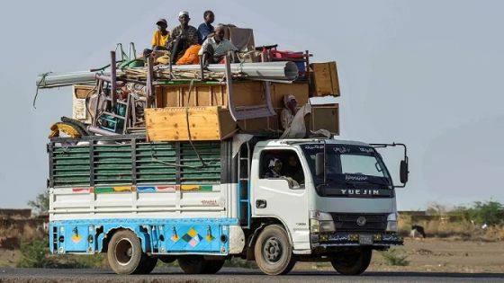 اشتباكات ونزوح من الخرطوم.. هل أغلق جنوب السودان حدوده؟