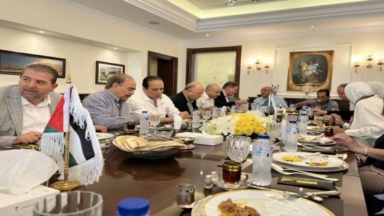 السفير السعودي بعمان يقيم مائدة إفطار لعدد من الشخصيات