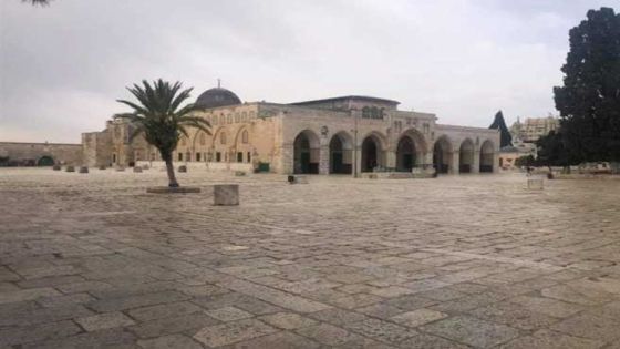 جمعة حزينة في المسجد الاقصى بسبب كورونا والاحتلال