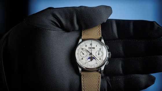 خلال 9 دقائق ونصف.. ساعة يد تحصد 17.6 مليون دولار في مزاد