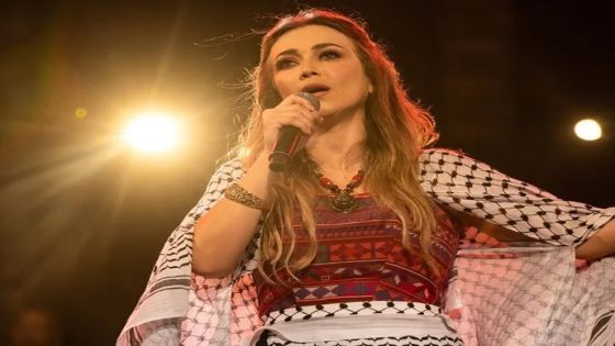 الاحتلال يعتقل الفنانة دلال أبو آمنة لدعمها غزة