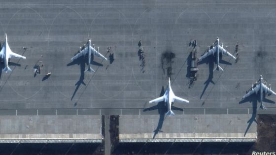 A satellite image shows bomber aircrafts at Engels Air Base in Saratov, Russia, December 4, 2022. Satellite image 2022 Maxar Technologies/Handout via REUTERS THIS IMAGE HAS BEEN SUPPLIED BY A THIRD PARTY. NO RESALES. NO ARCHIVES. MANDATORY CREDIT. DO NOT OBSCURE LOGO