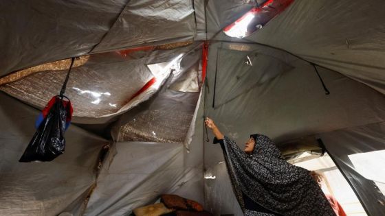 الخيرية الهاشمية تواصل تنفيذ مشروع الخيام الإيوائية في غزة