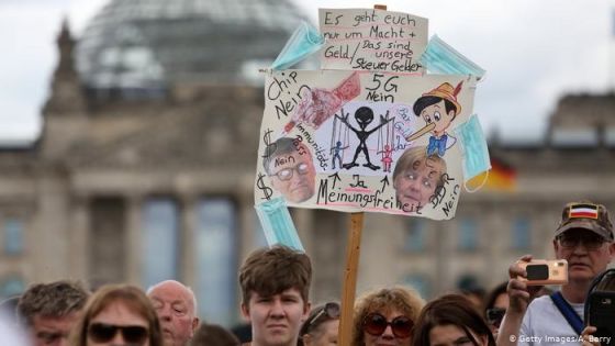 تظاهرات في أوروبا ضد القيود المفروضة بسبب كورونا