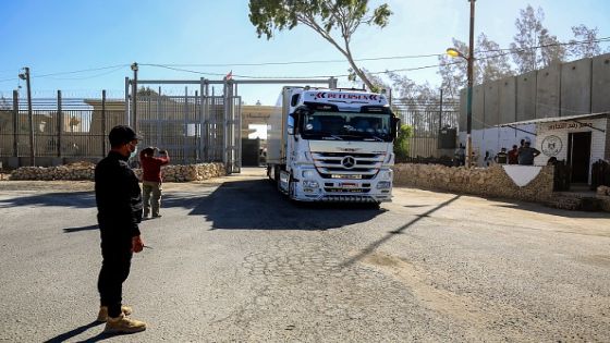 RAFAH, GAZA - MAY 23: Trucks carrying aids for Palestinians cross Rafah Crossing Point in Rafah, Gaza on May 23, 2021. (Photo by Abed Rahim Khatip/Anadolu Agency via Getty Images)