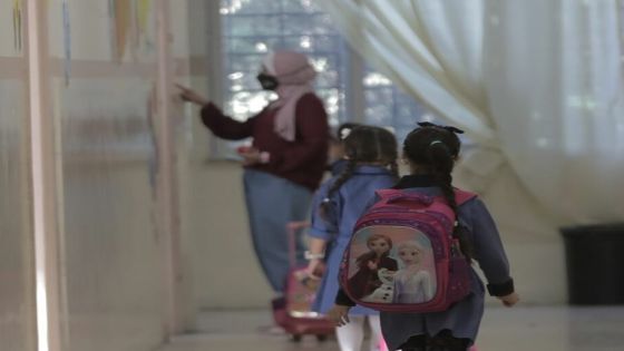 الأمن العام يدعو للالتزام بالإرشادات المرورية لضمان عودة آمنة للطلبة