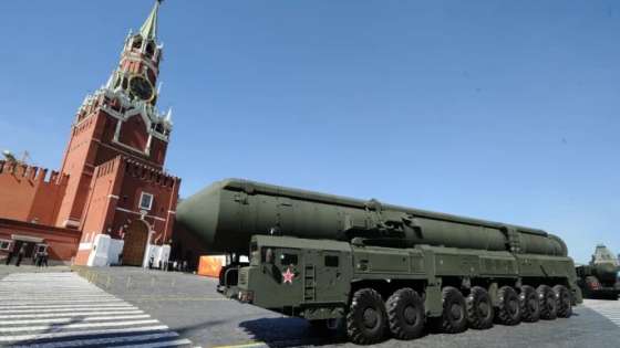التلفزيون الروسي الحكومي: يجب أن نتدرّب على استخدام سلاحنا النووي!
