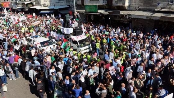 مسيراتٌ حاشدةٌ في المحافظات الأردنية لدعم صمود المقاومة